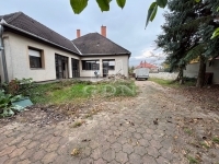 Bábolna Családi ház