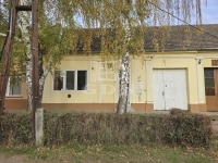 Madaras Üzlethelyiség