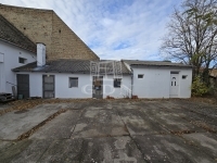 Madaras Üzlethelyiség