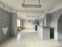 Madaras Üzlethelyiség