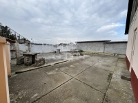 Nagybaracska Üzlethelyiség