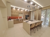 Szeged Lakás (téglaépítésű)