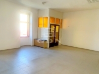 Sátoraljaújhely Üzlethelyiség