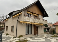 Veresegyház Lakás (téglaépítésű)