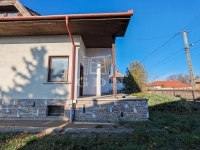 Tápiószecső Családi ház