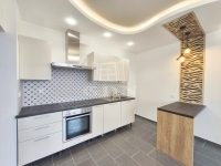 Zalaegerszeg Lakás (csúsztatott zsalu)