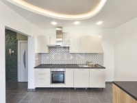 Zalaegerszeg Lakás (csúsztatott zsalu)