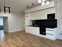 Komárom Lakás (téglaépítésű)