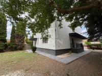 Komárom Lakás (téglaépítésű)