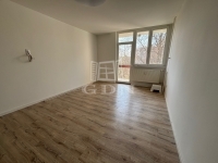 Tata Lakás (téglaépítésű)