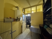 Polgárdi Üzlethelyiség