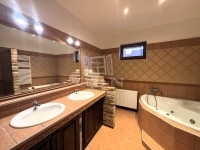 Vecsés Családi ház