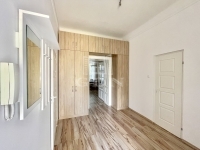 Szeged Lakás (téglaépítésű)