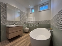 Nagykovácsi Családi ház