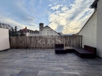 Vác Lakás (téglaépítésű)