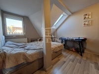 Vác Lakás (téglaépítésű)